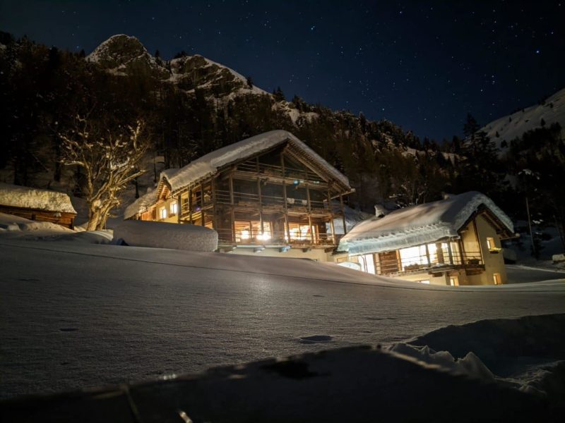 imgi_270_PXL_20210214_201115210.NIGHT_-1240x930