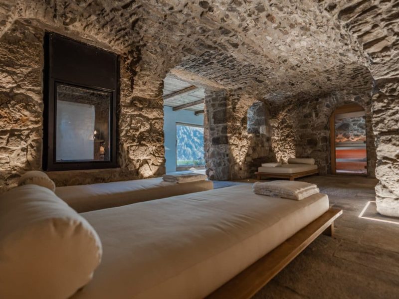 imgi_313_Copia-di-WA-2a.Cesa-del-louf_Wellness-Area_Lounge-1-1240x827